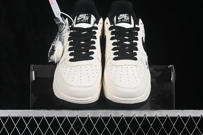All categories Nk Air Force 1 Air Force series Nk Air Force 1 Low Air Force low-top Nike Air Force 1'07 Low joint model Air Force 1 low-top casual sneakers DN1688-825